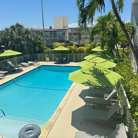 Park Royal Miami Beach Exterior photo